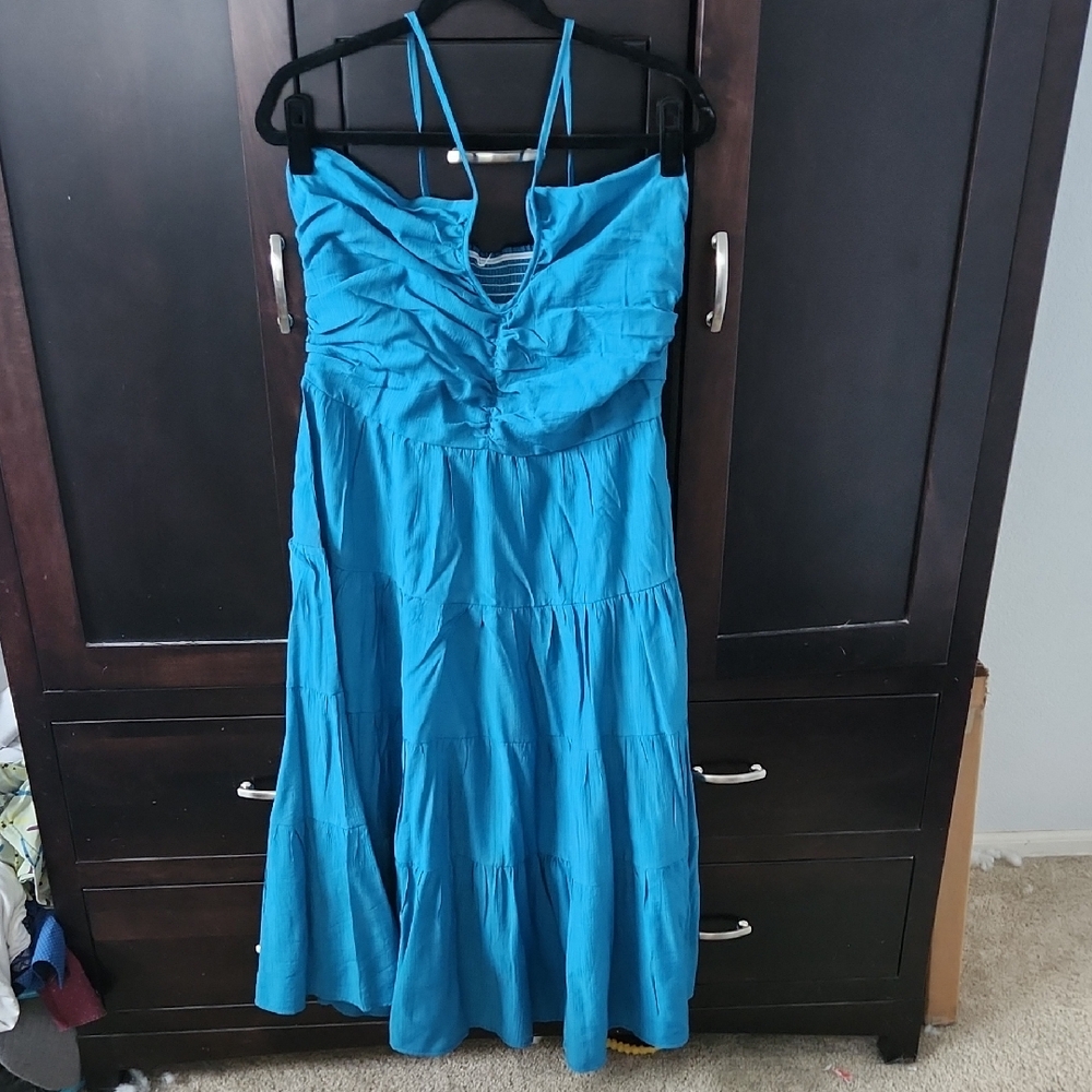 Chic Strapless Blue Dress